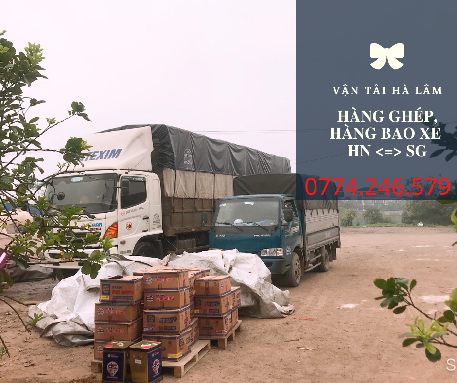 Hình ảnh xe 3 chân và xe tải nhỏ tại kho bãi Hà Nội